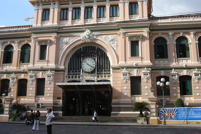 Hochiminh City 1 Day Tour ( Thien Hau - War Museum - Notre Dame Cathedral ) - Local Cuisine: Savoring Hochiminh Citys Flavors