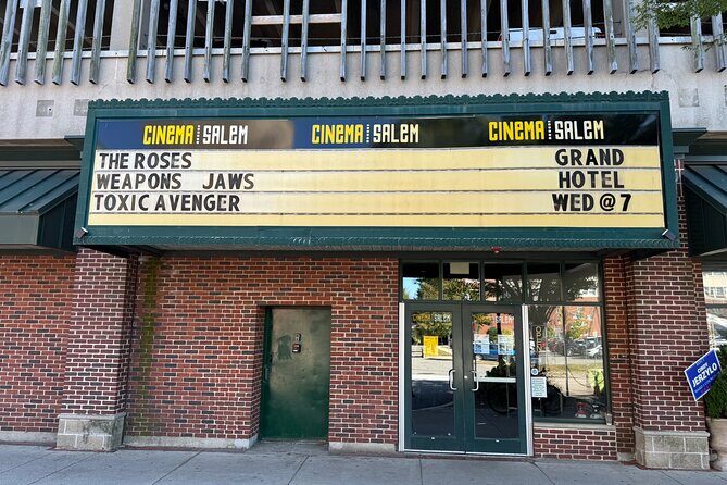 Hocus Pocus Film and Tour. See the Movie Walk the Magic - Summary