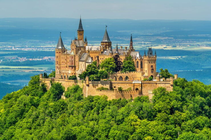 Hohenzollern Castle: Full-Day Tour From Frankfurt - Itinerary Highlights