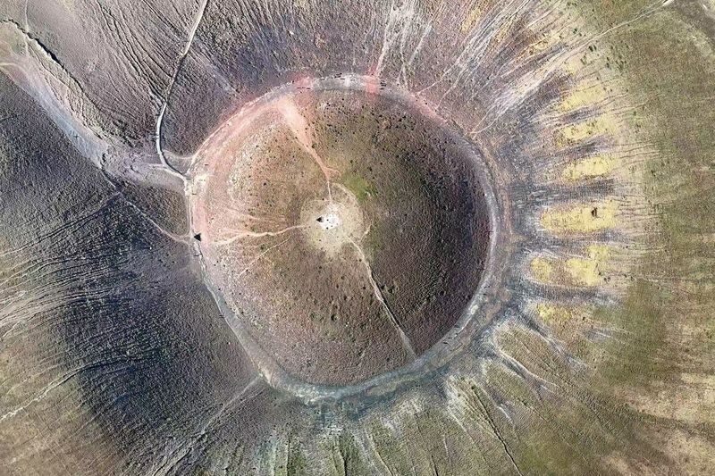 Hohhot Huitengxile Grassland & Ulan Hada Volcano Small Group Tour - Who should book this combination?