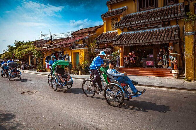 Hoi An Ancient Town Tour with Boat Ride and Lantern Release - FAQ