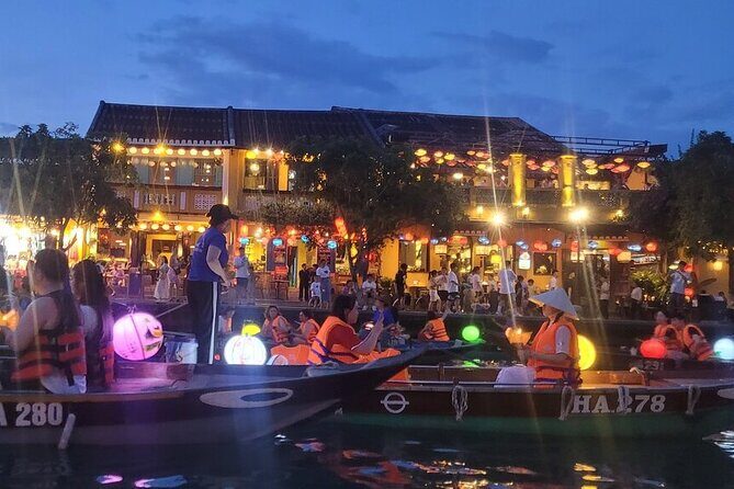 Hoi An Ancient Town Tour with Boat Ride and Lantern Release - Good To Know