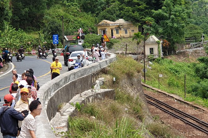 Hoi an and My Son Hollyland Exploring From Hue City - Practical Tips: Transportation and Accommodation