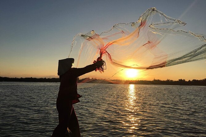 Hoi an Bamboo Basket Boat Tour With Seafood Lunch at Local Fishing Family - Pricing and Inclusions