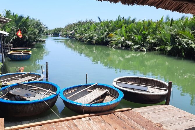 Hoi an Bamboo Basket Boat Tour With Seafood Lunch at Local Fishing Family - Getting There and Itinerary