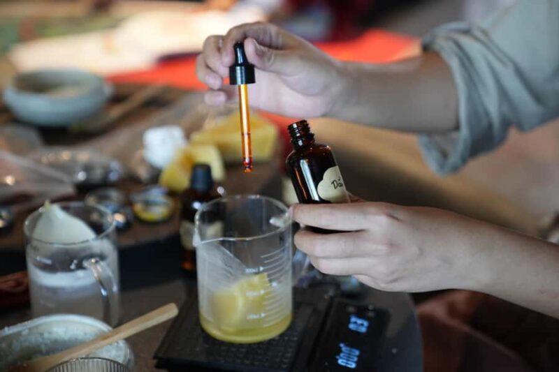 Hoi An : Candle Making Workshop by Local Artisan - Good To Know  