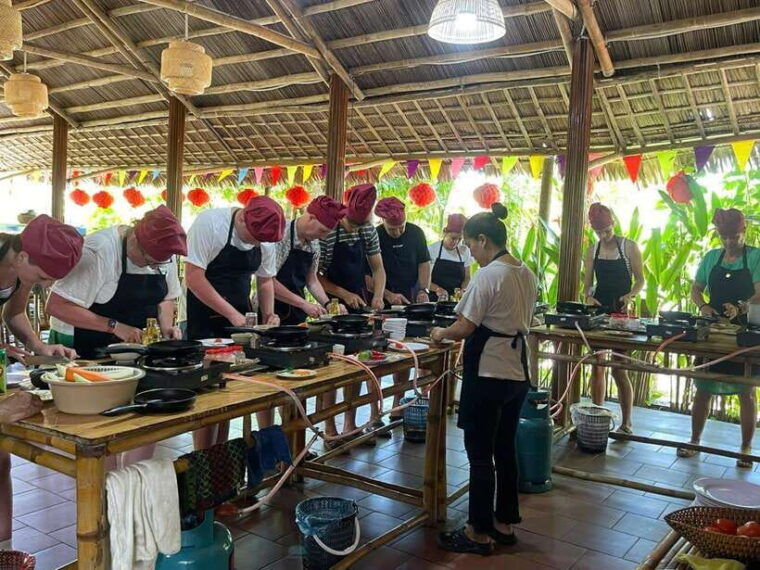 Hoi An: Cooking Class, Crab Fishing-Basket Boat, Market Tour - Highlights and Activities