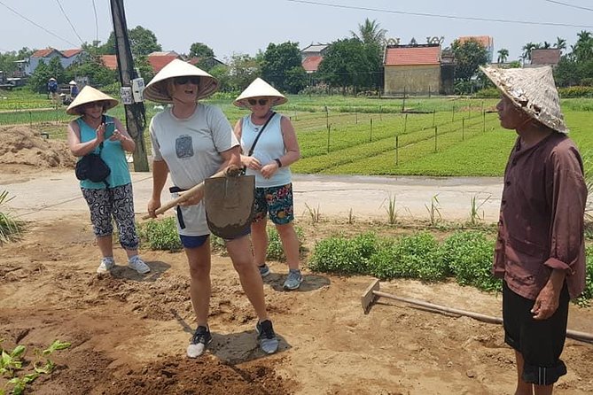 Hoi an Countryside to Experience Local People Life&Explore Everycorner of Hoi an - Scenic Bike Ride Along Rice Fields
