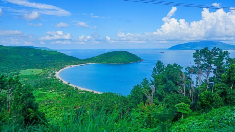 Hoi An/Da Nang : Golden Bridge , Marble Mt & Lady Buddha - Who Will Enjoy This Tour?