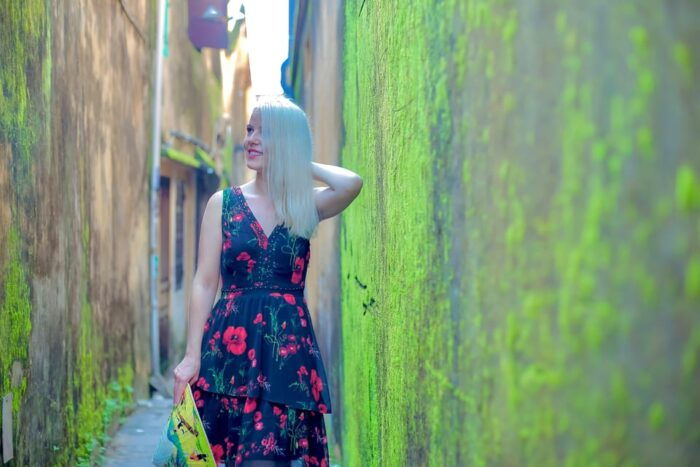 Hoi An/Da Nang: Private Photoshoot & Guided Walking Tour - Exploring the Historic Sites
