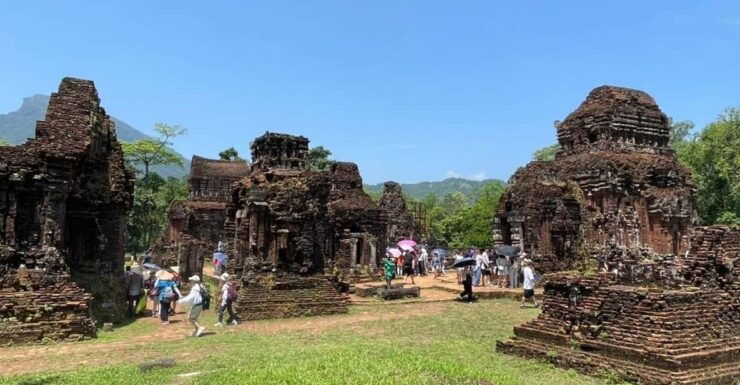 Hoi an : Early Morning My Son Sanctuary Tour With Breakfast - Itinerary Highlights
