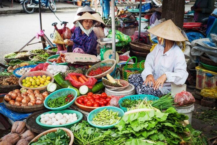Hoi An: Eco Cooking Class With Market Trip and Basket Boat - Bamboo Basket Boat Ride