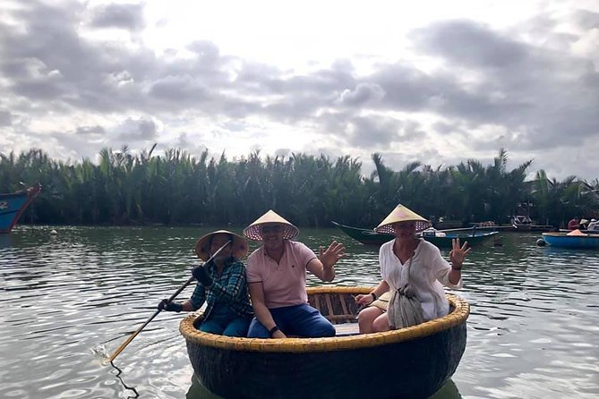 Hoi An Eco Cooking Tour ( Market, Boat Ride, Basket Boat, Cooking Lesson, Lunch) - Boat Ride
