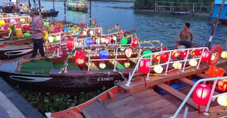 Hoi An Entrance Ticket + Boat Lantern Release Flower + Water - Highlights of the Experience