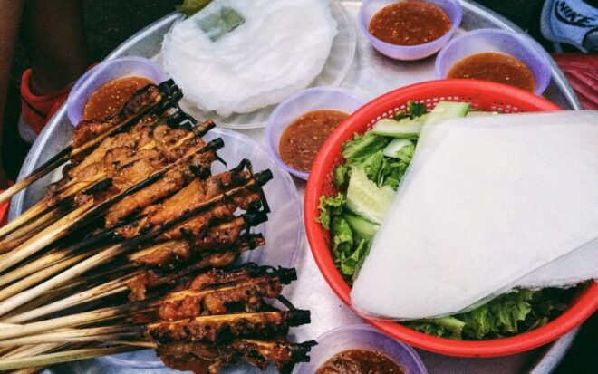 Hoi An: Evening Food Culture Tour by Vespa - Itinerary