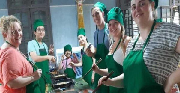 Hoi An: Evening Traditional Cooking Class With Local Chef - Dietary Options