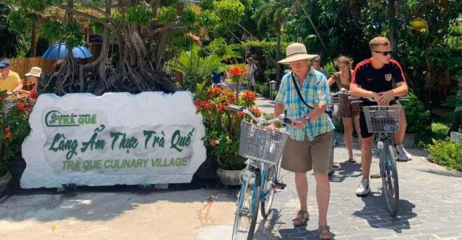 Hoi An: Farming and Fishing by Bicycle at Tra Que Village - Exploring Waterways by Basket Boat