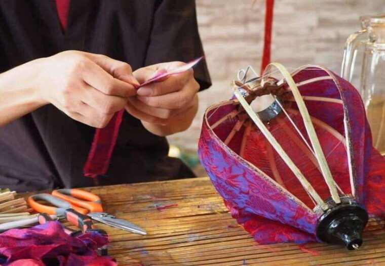Hoi An: Foldable Lantern Making Class With Local Family - Crafting Your Own Foldable Lantern
