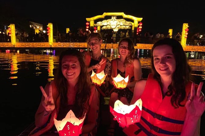 Hoi an Food Trail by Night With Boat Trip - Overview and Details