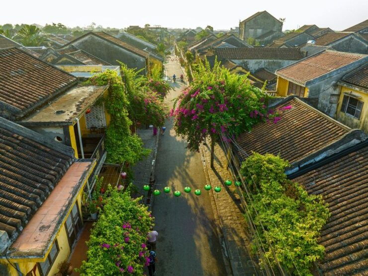 Hoi An: Guided Tour of Town and Fish Market With Breakfast - Activity Details