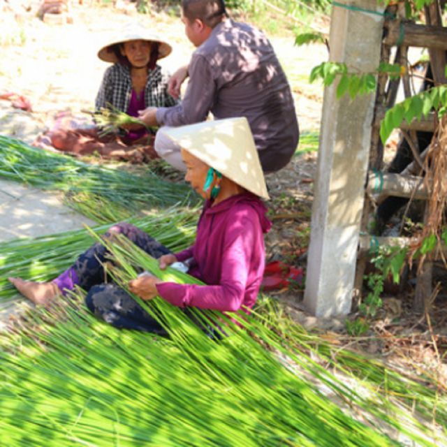 Hoi An: Hidden Gems Vespa Tour - Tour Duration & Guide Availability