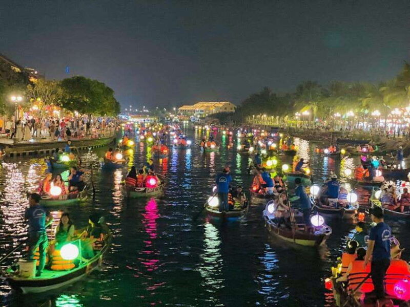 Hoi An: Hoai River Boat Ride With Flower Lantern Release - Glimpses of Hoi Ans Ancient Charm