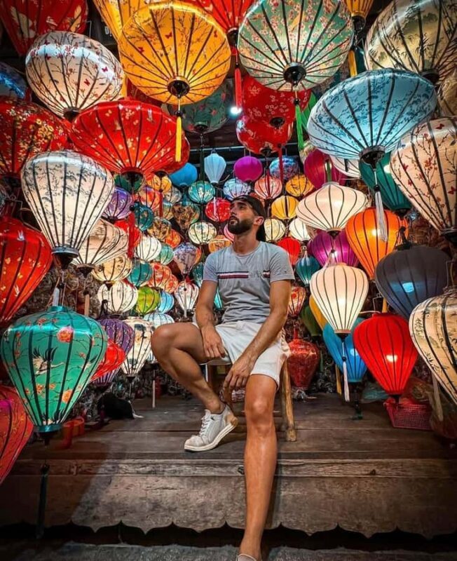 Hoi An: Hoai River Boat Trip by Night with Release Lantern - What to Expect from the Lantern Night Cruise