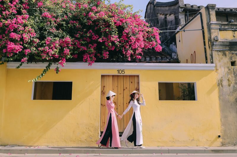 Hoi An Instagram Private Tour - Dressing for Hoi An’s old streets