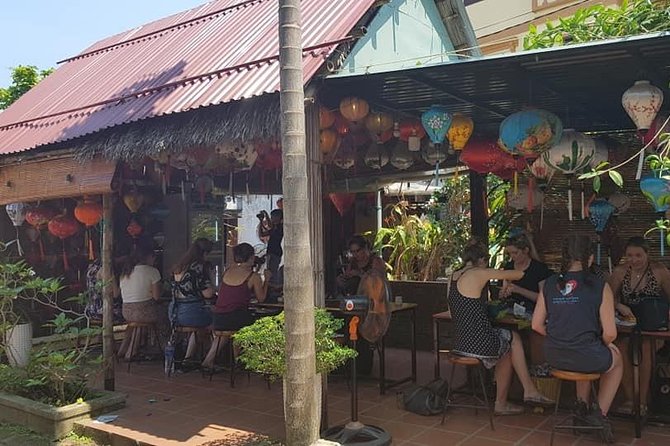 Hoi An Lantern Making Class & Hoi An Walking Private Tour - Engage in Traditional Lantern Making Techniques
