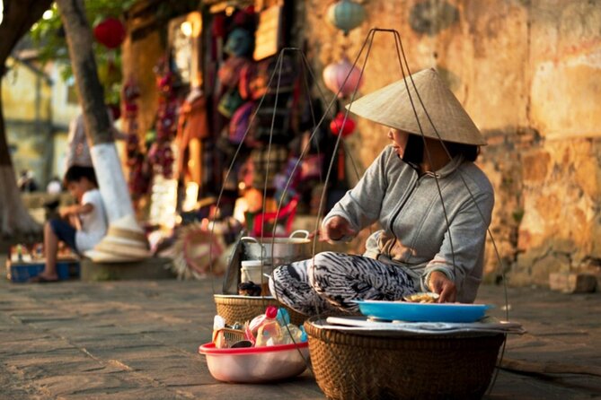 Hoi An Local Food by Motorbike and Teh Dar Bamboo Circus Show - Hoi Ans Local Food Scene