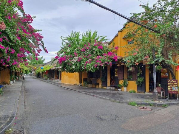 Hoi an Local Lifes- Lantern Making Tour With Local Foods - Local Food Experiences