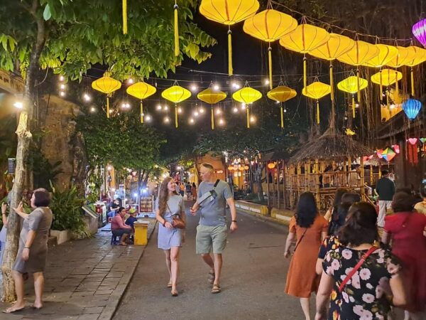 Hoi an Local Lifes- Lantern Making Tour With Local Foods - Exploring Hoi Ans Architecture