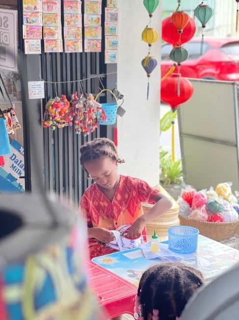 Hoi An : Making Lantern Class With Lantern Boat Trip. - Frequently Asked Questions