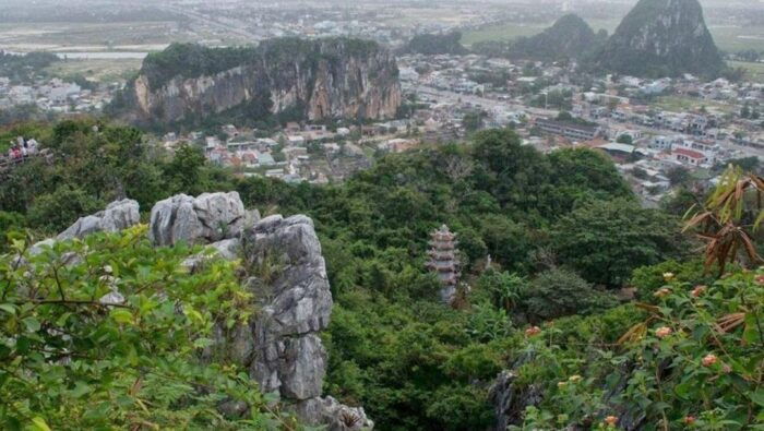Hoi An: Marble Mountain - Monkey Mountain Luxury Group Tour - Marble Mountains and Am Phu Cave