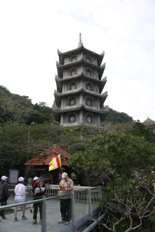 Hoi An: Marble Mountains, Am Phu Cave and Lady Buddha Tour - Who Should Consider This Tour?