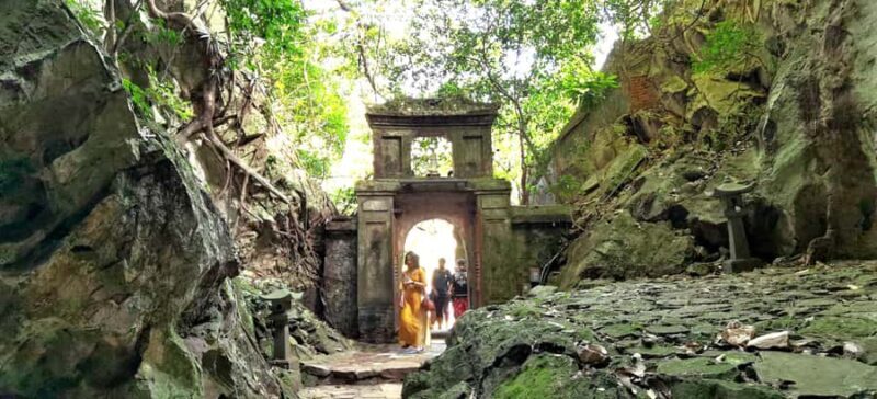 Hoi An: Marble Mountains, Am Phu Cave & Monkey Mountains - Monkey Mountains and the Lady Buddha: A Grand Finale