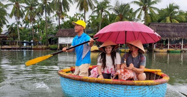Hoi An: Market Tour, Basket Boat Ride and Cooking Class - Market Visit and Ingredient Sourcing
