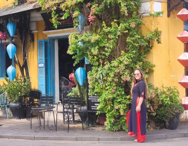 HOI AN: MORNING HOI AN CYCLO TOUR IN TRADITIONAL AO DAI - Local Guide Experience