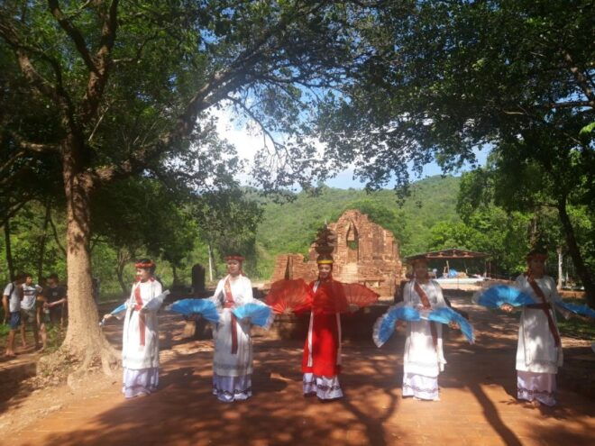 Hoi An: My Son Holy Land Sunset Trip With Banh Mi and Cruise - Review Summary and Customer Feedback