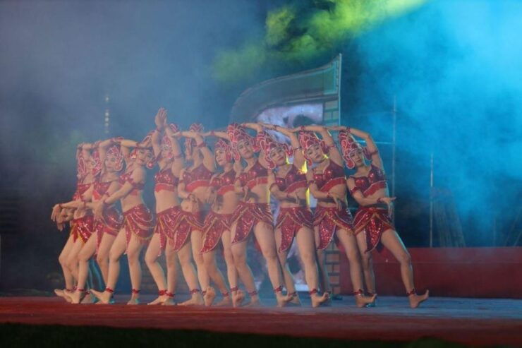 Hoi An: My Son Holyland Deluxe Tour &River Cruise By Private - Tour Duration & Guide Information