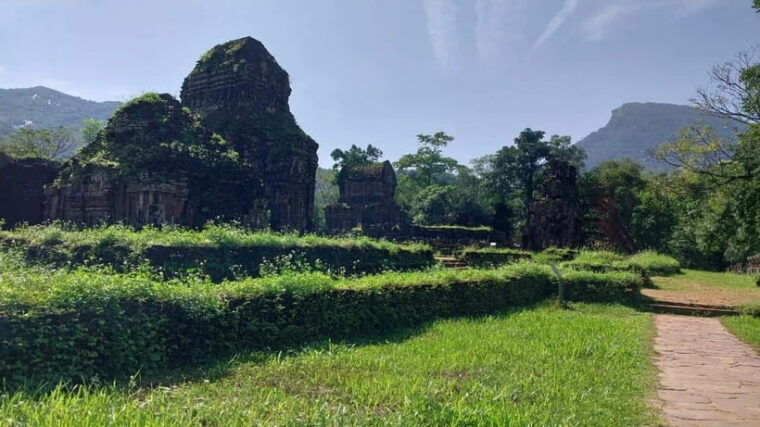 Hoi An: My Son Sanctuary Guided Tour With Boat Trip & Lunch - Morning Tour