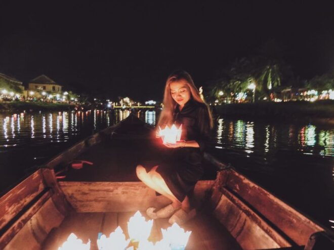 Hoi An: Night Boat Trip and Floating Lantern on Hoai River - Location and Related Information