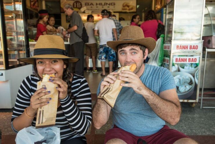 Hoi An: Night Food Tasting Tour - Experiencing Local Flavors