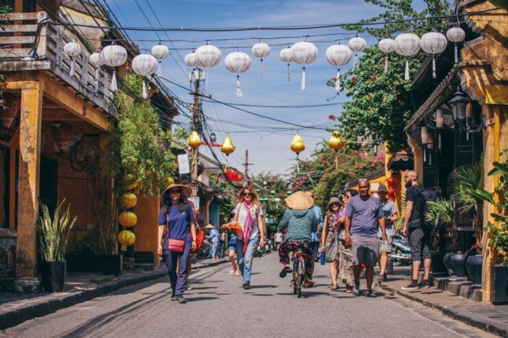 Hoi An: Night Food Tasting Tour - Local Food Experiences