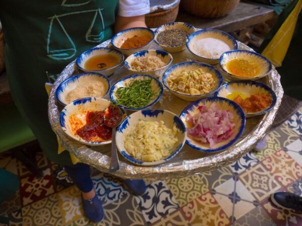 Hoi An: Night Food Tasting Tour - Review Summary