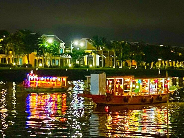 HOI AN NIGHT MARKET & BOAT TRIP WITH LANTERN - Activity Details