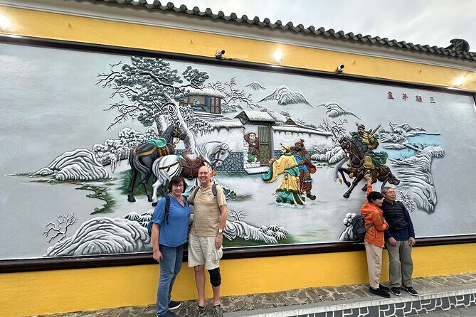 Hoi An Old Town pravite walking tour and special drink - Good To Know