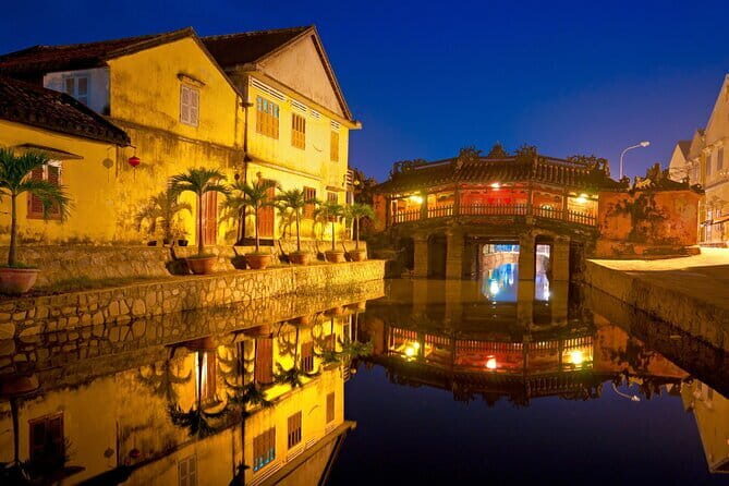 Hoi An old Town Walking Tour included Temple and Boat Tour - Practical Details and What to Expect