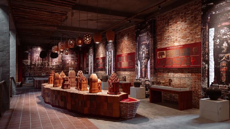 Hoi An: Pottery Workshop at Thanh Ha Terracotta Park & Museum - Local treats and a playful extra