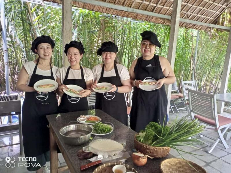 Hoi An: Private Cooking Class by The Basket Boat Café - Why This Experience Stands Out
